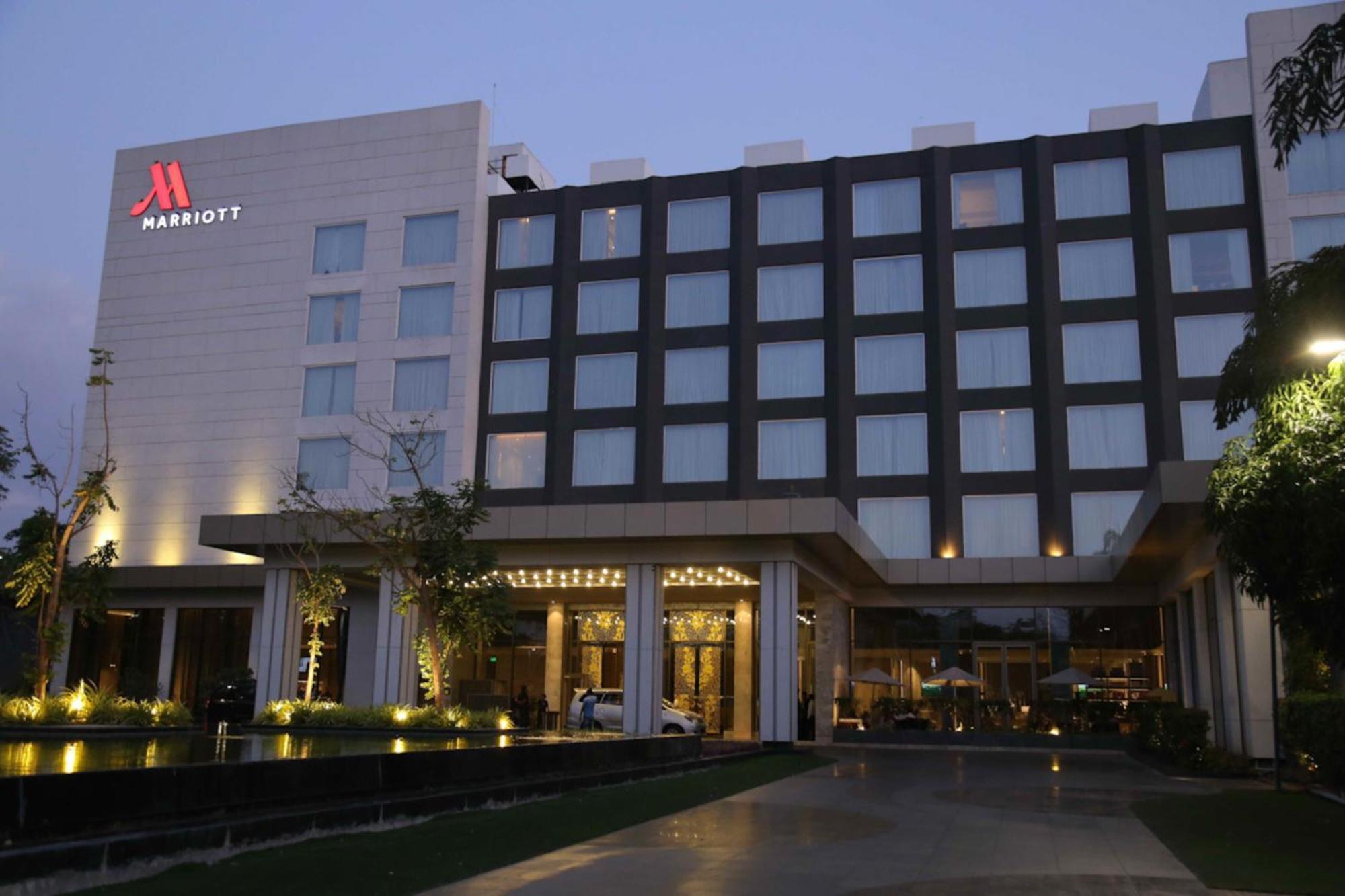 Indore Marriott Hotel Εξωτερικό φωτογραφία